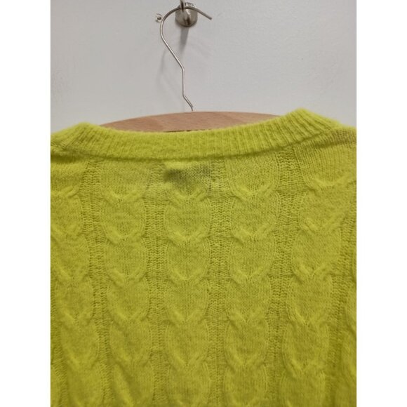 Evereve Womens Sweater Size XS Chartreuse Cable Knit Cozy Long Sleeve Pullover - Picture 12 of 13